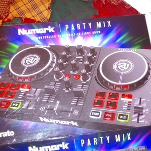 SERATO NUMARK PARTY MIX - DJ CONTROLLER- WITH BUILT-IN- STROBE-LIGHT.